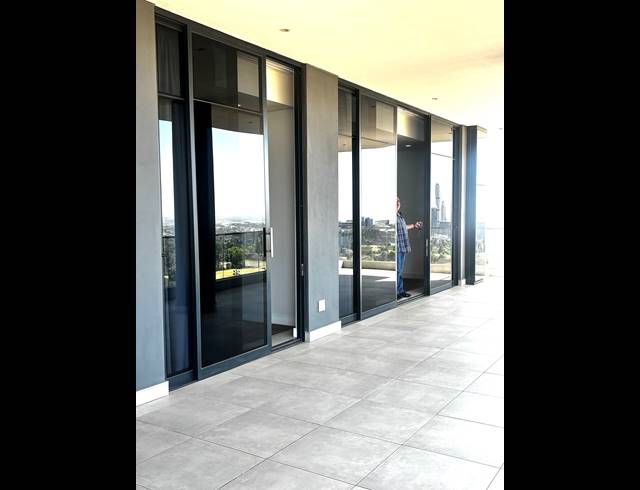 3 BEDROOM PENTHOUSE FOR SALE IN ILLOVO